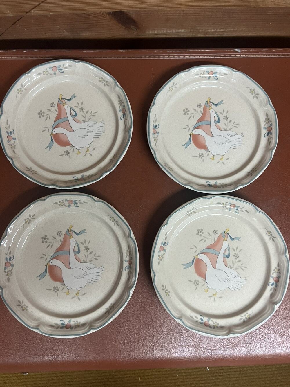 International Tableworks Marmalade 8868 Goose Plates Set of 4 Japan Stoneware